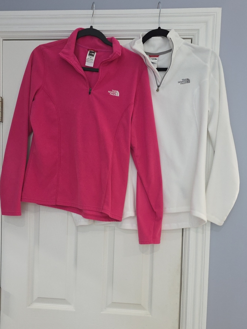 The North Face Women’s Quarter-Zip Fleece Pullover - Hot Pink & White